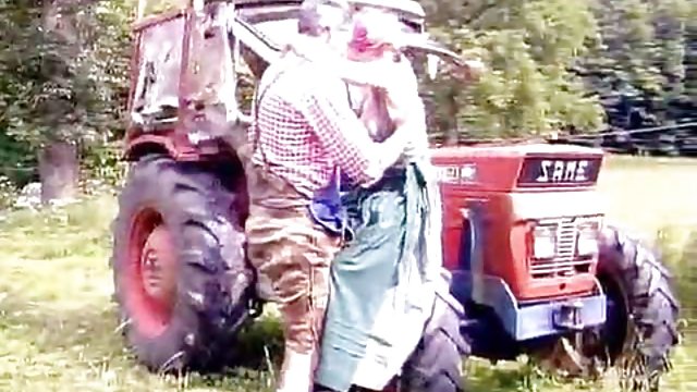 Parejita española se intercambia para follar como locos