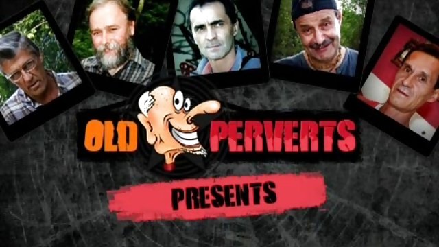 Latina cerda chupa polla con gran velocidad y traga todo el semen