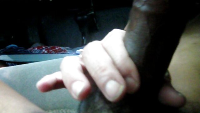 ¡Déjame por favor! no me folles la boca tan fuerte